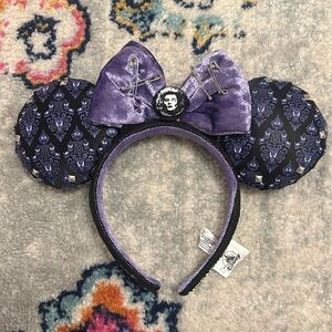 Haunted Mansion Minnie Ears